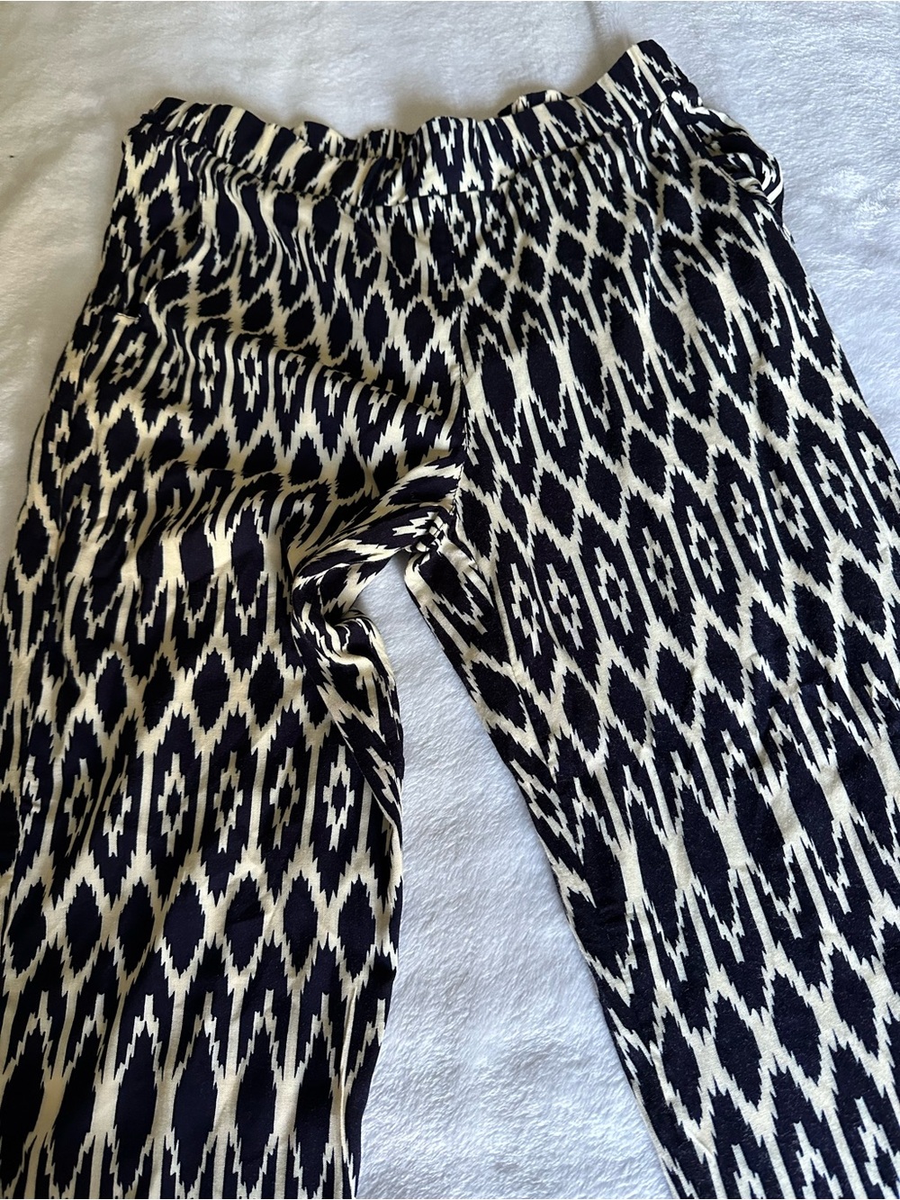 Womens Black & Cream Patterned Elastic Waist Pants